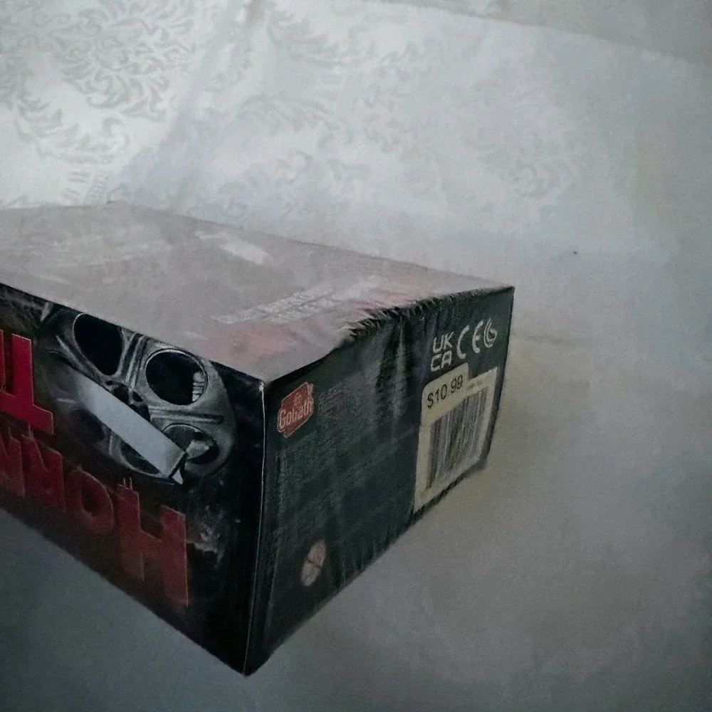 Goliath Horror Trivia A Trivia Game of Twisted Terror Card Set.  New/Sealed